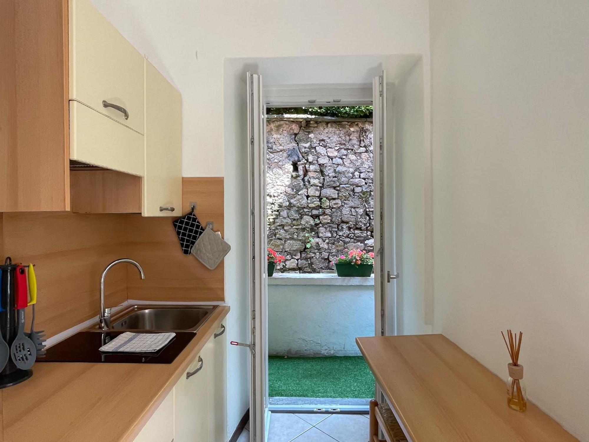 Roncati 7 Center Town Studio Apartments بيلاجيو المظهر الخارجي الصورة